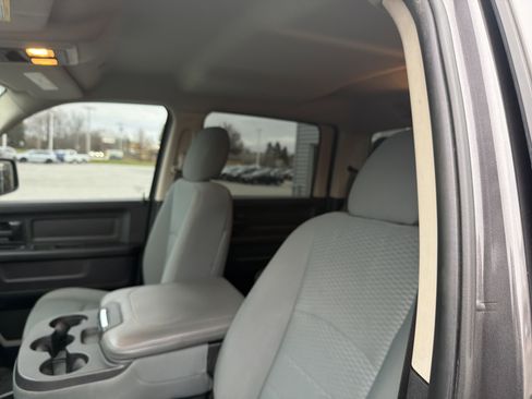 Used 2019 RAM 1500 Express image 13