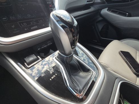 Used 2024 Subaru Outback Limited AWD/4WD image 19