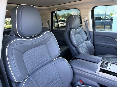 Used 2019 Lincoln Navigator Black Label w/ Cargo Package AWD/4WD image 20