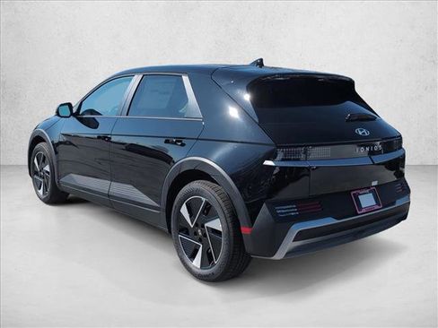 New 2026 Hyundai Ioniq 5 SEL image 9
