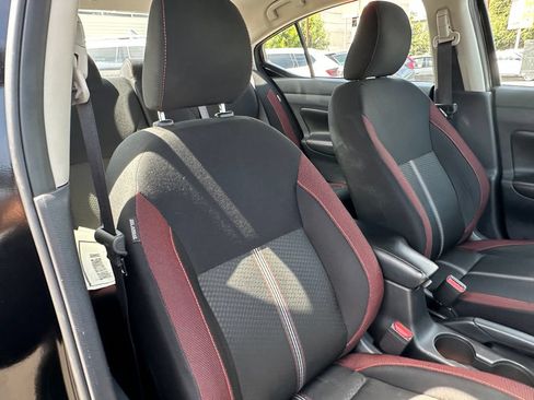 Used 2024 Nissan Versa SR FWD image 15