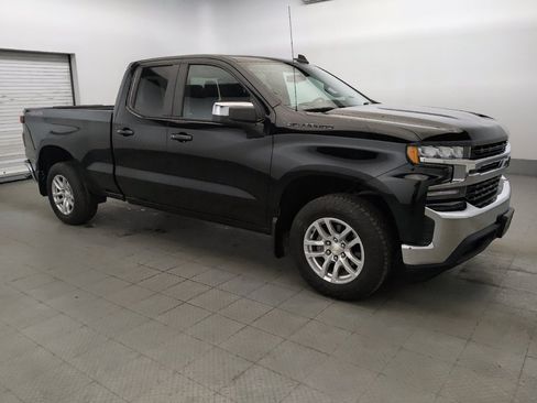 Used 2019 Chevrolet Silverado 1500 LT w/ All-Star Edition AWD/4WD image 11