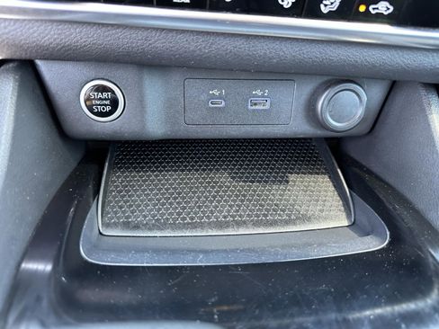 Certified 2022 Nissan Rogue SV FWD image 27