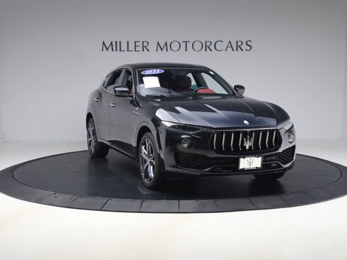 Certified 2023 Maserati Levante GT image 10