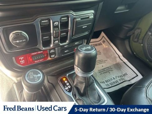 Used 2022 Jeep Wrangler Unlimited Rubicon w/ Xtreme Recon 35" Tire Package image 15