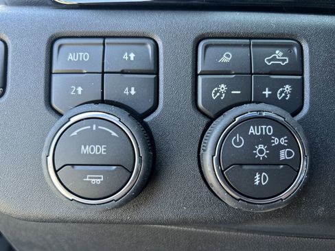 New 2026 Chevrolet Silverado 1500 High Country w/ Technology Package image 36