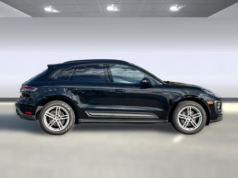 Used 2022 Porsche Macan image 7