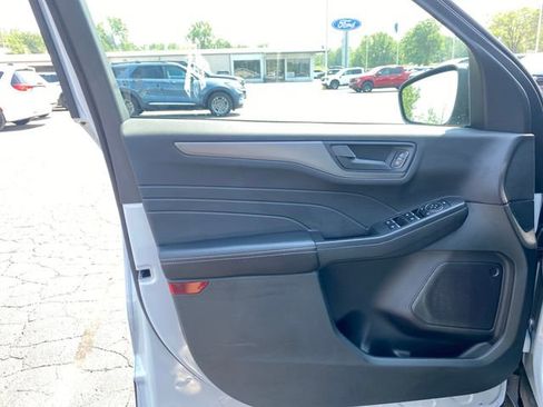 New 2025 Ford Escape Active w/ Cold Weather Package image 12