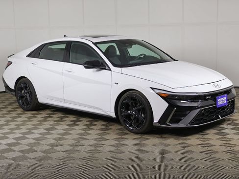 Certified 2025 Hyundai Elantra N Line FWD image 2