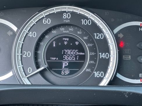 Used 2014 Honda Accord EX-L image 21