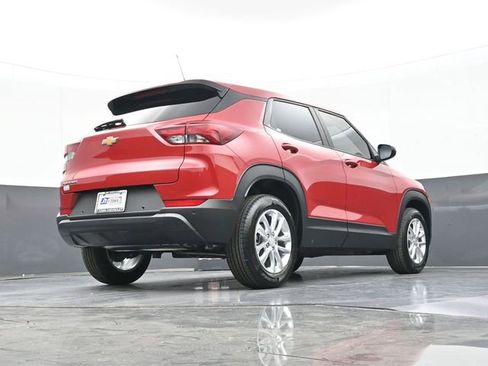 New 2026 Chevrolet TrailBlazer LS w/ LS Convenience Package FWD image 38