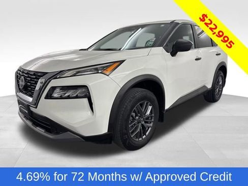 Used 2023 Nissan Rogue S FWD image 1