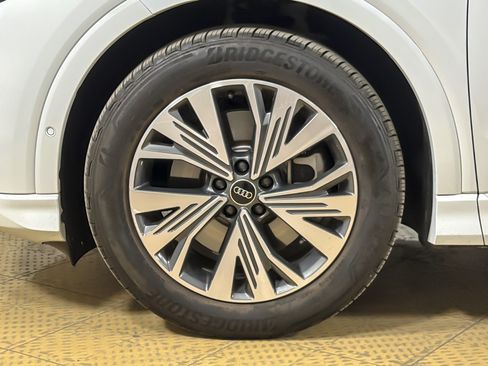 Used 2023 Audi Q4 e-tron Premium Plus w/ Premium Plus RWD image 26