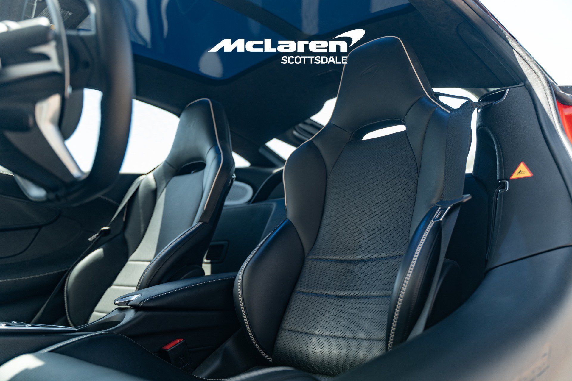 Used 2023 McLaren GT RWD image 11
