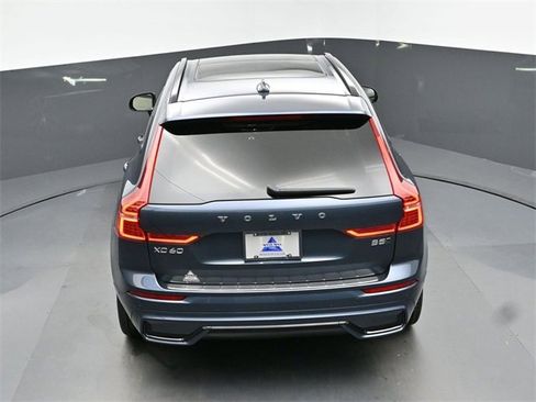 Used 2023 Volvo XC60 B5 Ultimate w/ Protection Package Premier image 48