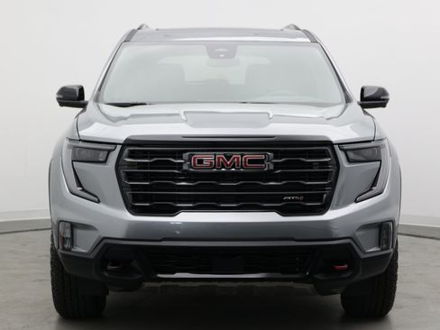 Used 2025 GMC Acadia AT4 w/ Luxury Package AWD/4WD image 2