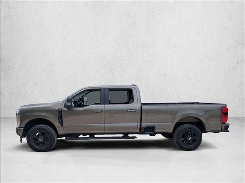 Used 2023 Ford F350 XLT w/ XLT Premium Package AWD/4WD image 8