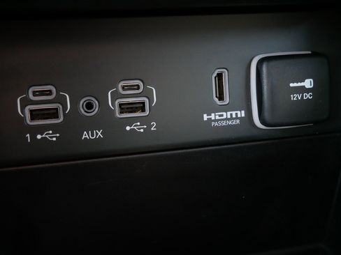 Used 2022 Jeep Grand Cherokee Limited 4xe image 29