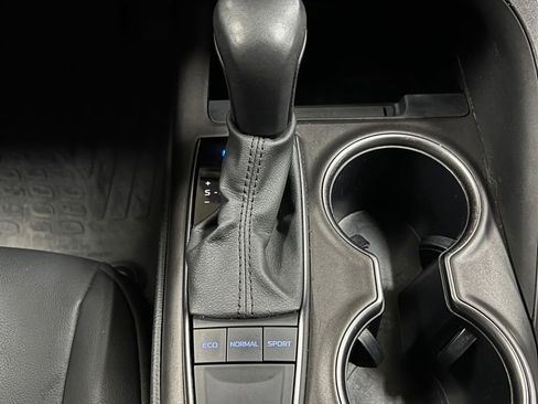 Certified 2024 Toyota Camry SE image 23