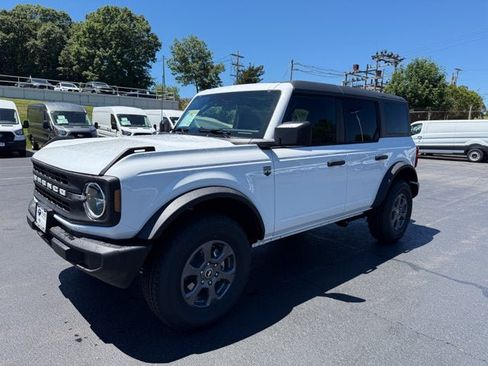 New 2026 Ford Bronco Big Bend AWD/4WD image 3
