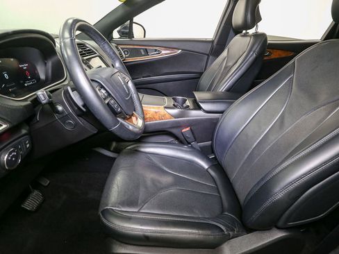 Used 2019 Lincoln Nautilus Reserve w/ Driver Assistance Package AWD/4WD image 45