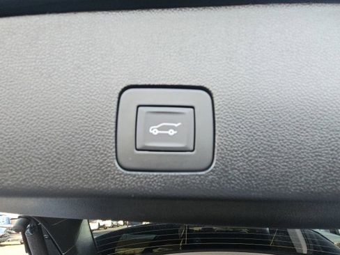 Used 2023 Buick Encore GX Select w/ Experience Buick Package image 11