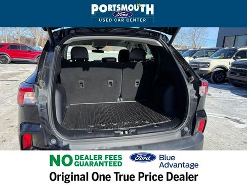 Certified 2022 Ford Escape SEL w/ SEL Stealth AWD Package image 12
