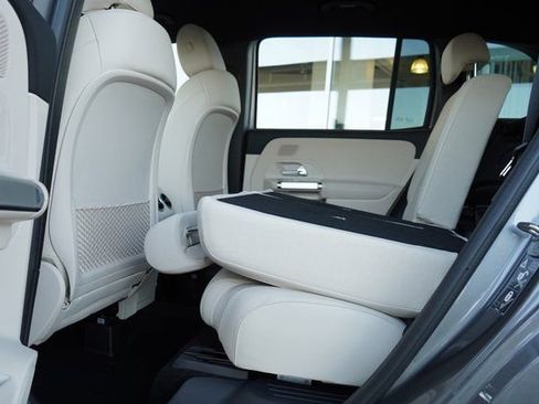Used 2026 Mercedes-Benz GLB 250 image 27
