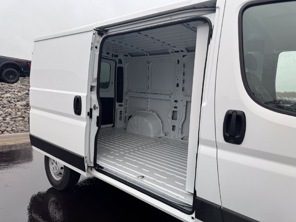 Used 2023 RAM ProMaster 2500 FWD image 26