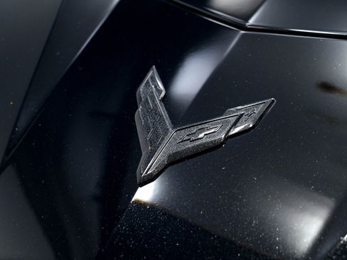 Used 2025 Chevrolet Corvette Z06 RWD image 63