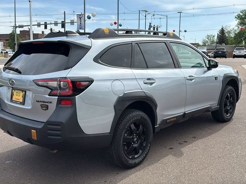 Certified 2022 Subaru Outback Wilderness AWD/4WD image 5