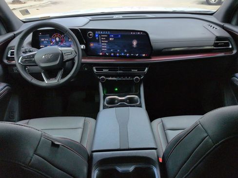 Used 2024 Chevrolet Traverse Z71 image 21