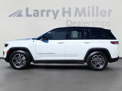 Used 2024 Jeep Grand Cherokee Trailhawk w/ Advanced Protech Group II image 2
