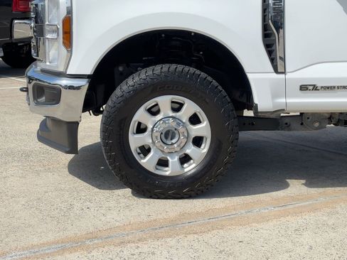 Used 2024 Ford F250 XLT w/ FX4 Off-Road Package image 12