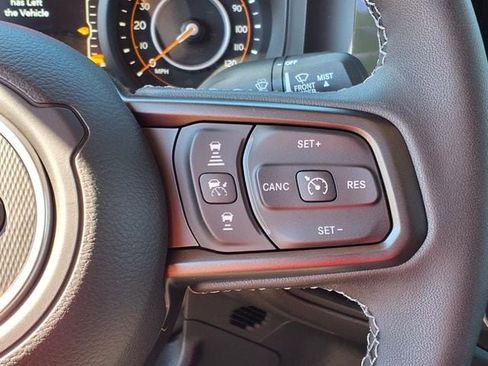 New 2025 Jeep Gladiator Sport image 20