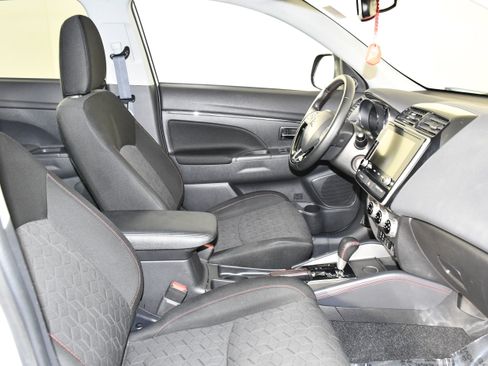 Used 2022 Mitsubishi Outlander Sport LE FWD image 31