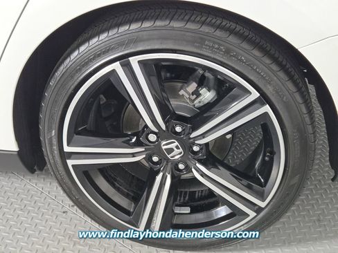 Certified 2025 Honda Accord Sport image 10