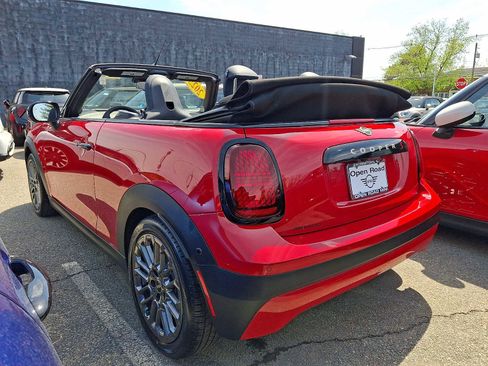 Used 2025 MINI Cooper S FWD image 6