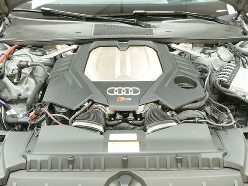 Used 2023 Audi RS 7 Sportback AWD/4WD image 43