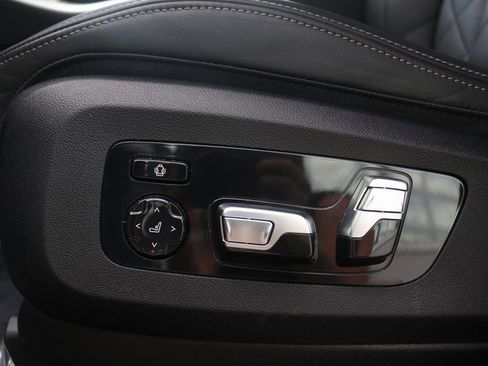 Used 2025 BMW X5 xDrive40i image 9