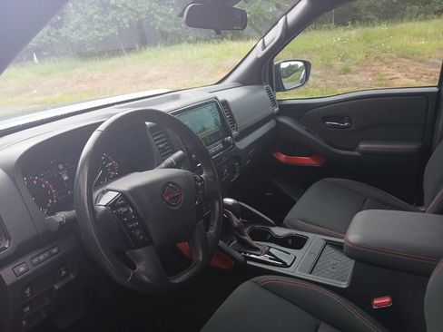 Used 2024 Nissan Frontier Pro-X w/ Pro Convenience Package RWD image 31