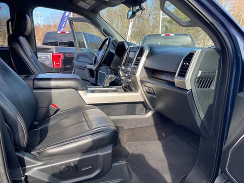 Used 2019 Ford F150 Lariat image 35