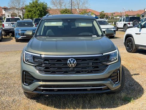New 2026 Volkswagen Atlas SEL Premium R-Line image 4