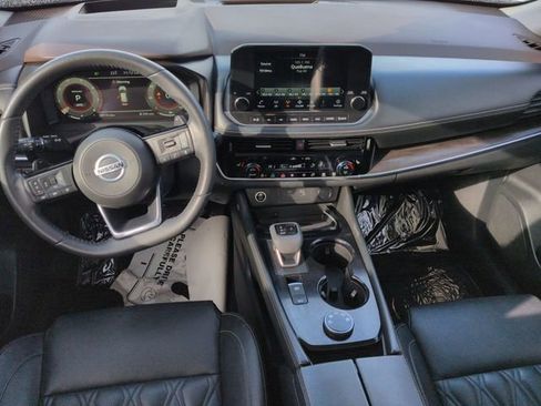 Used 2021 Nissan Rogue Platinum image 26