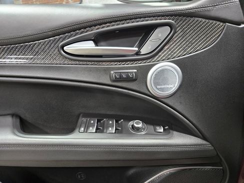 Used 2022 Alfa Romeo Stelvio Quadrifoglio w/ Active Assist Plus Package image 8