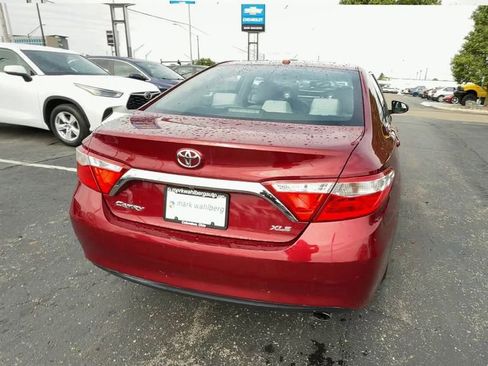 Used 2017 Toyota Camry XLE w/ Moonroof Package FWD image 7
