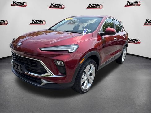 Used 2024 Buick Encore GX Preferred AWD/4WD image 1