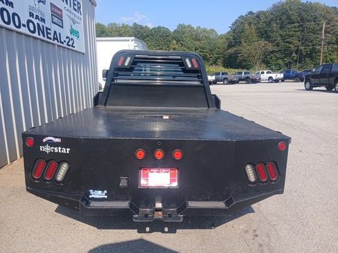 Used 2018 RAM 3500 Tradesman w/ Chrome Appearance Group image 6