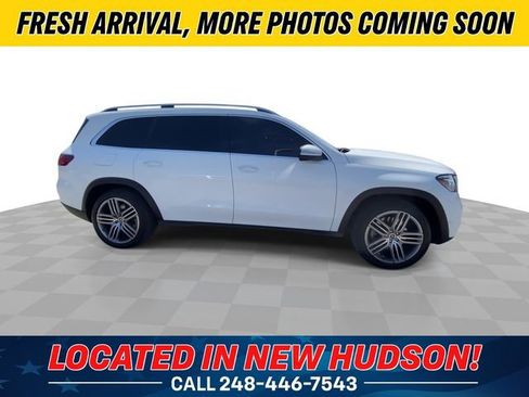 Used 2025 Mercedes-Benz GLS 450 4MATIC image 3