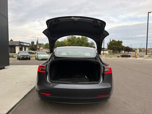 Used 2019 Tesla Model 3 Standard Range Plus RWD image 8